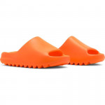 YEEZY SLIDE