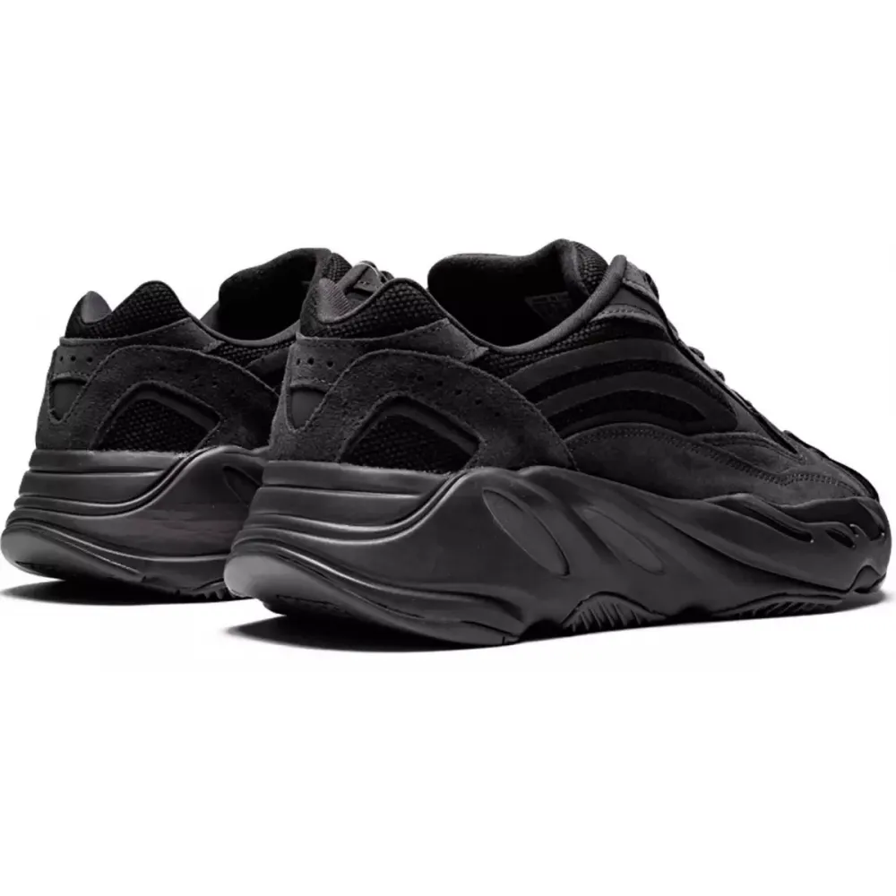 Adidas Yeezy Boost 700 V2 Vanta